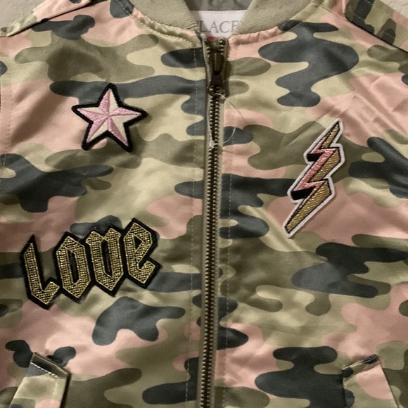 The Children’s Place Camo Love,Star & Flash appliqué Bomber Jacket SZ 5/6 - Picture 2 of 13